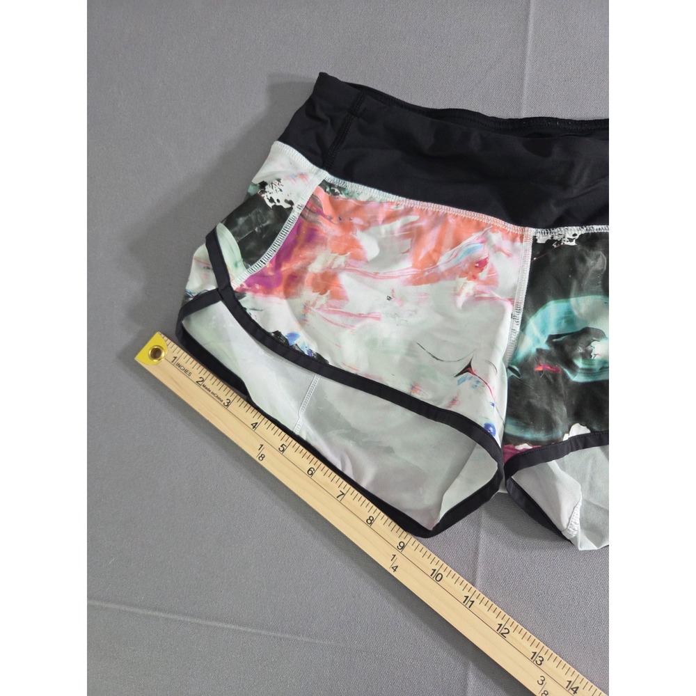 Lululemon Shorts Womens 4 White Color Splash Speed Lined Shorts Running Gym Flow - Picture 8 of 9